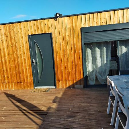 Logement Atypique Arles Exterior photo